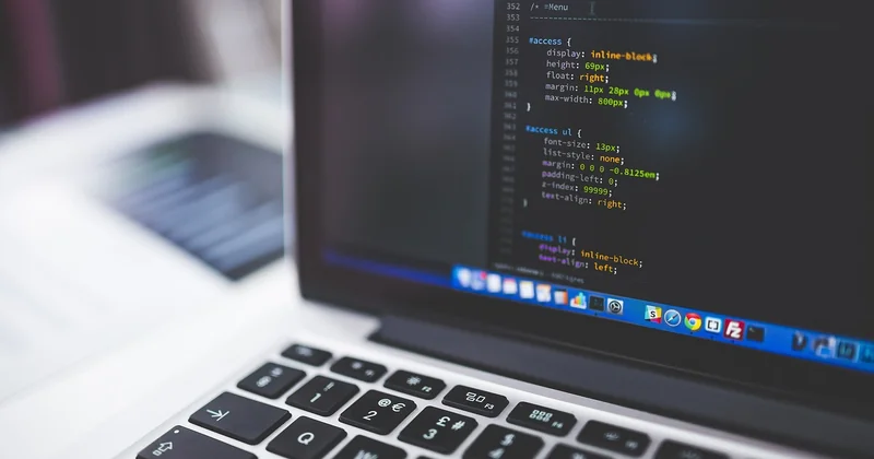 Faut-il passer par un logiciel RH quand on est une PME ?